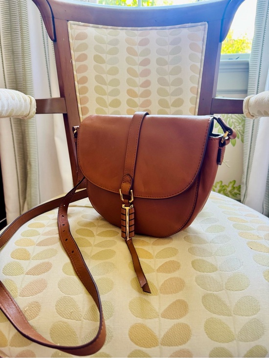 Stella & Dot Handbags - Stella & Dot Covet Bag Brown Leather Saddle Crossbody